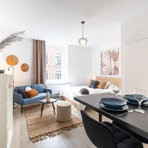 Appartamento Chic Proche Aeroport & Centre-ville, Charleroi